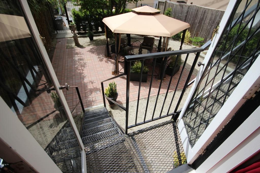 The English Bay Inn Distrito de Distrito de Langley Exterior foto